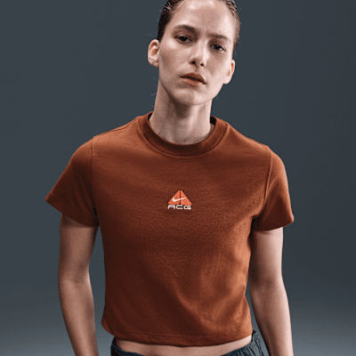 Nike ACG Women's Dri-FIT Short-Sleeve T-Shirt. Nike IL Nike ACG Women's Dri-FIT Short-Sleeve T-Shirt. Nike IL